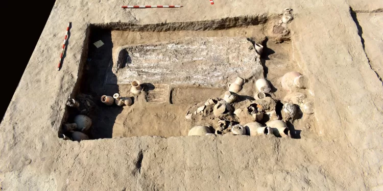 Ismaïlia : Découverte de  la  tombe d'un commandant de l'époque du roi Ramsès III 2 - Le Progrès Egyptien Ismaïlia : Découverte de  la  tombe d'un commandant de l'époque du roi Ramsès III 1 - Le Progrès Egyptien