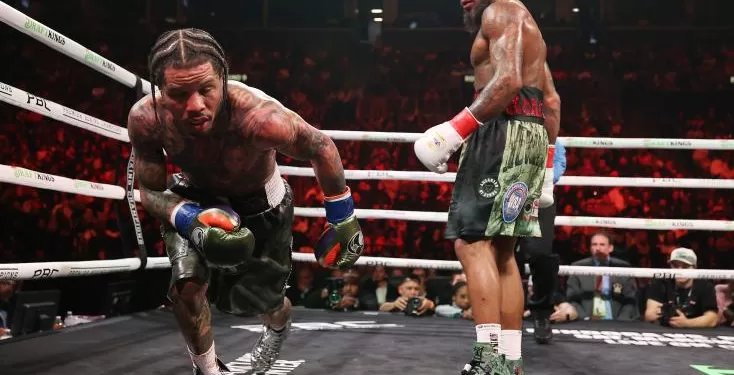 Boxe: Davis s'en sort de justesse face à Roach et conserve son titre des légers 1 - Le Progrès Egyptien