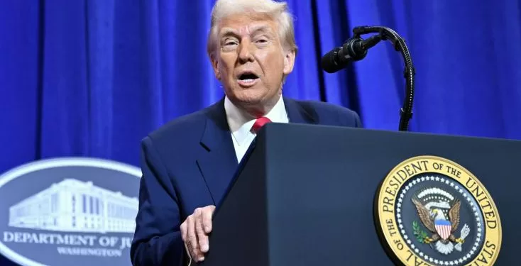 Trump cible les médias critiques et ses opposants dans un discours au ministère de la Justice 1 - Le Progrès Egyptien