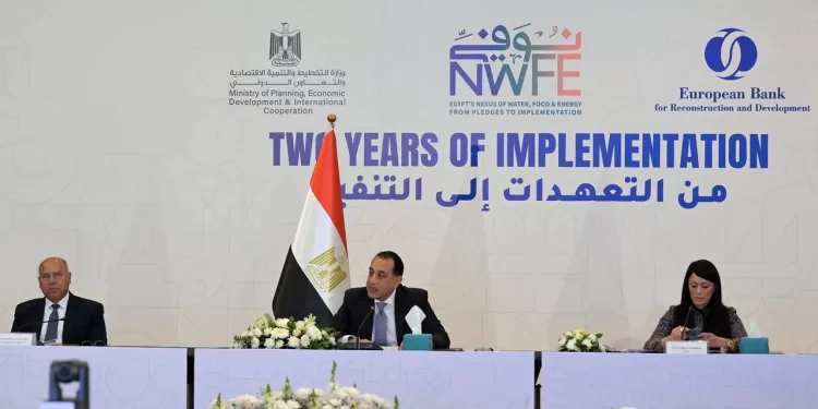 Le PM assiste au lancement du 2e rapport de suivi sur la plateforme NWFE 2 - Le Progrès Egyptien Le PM assiste au lancement du 2e rapport de suivi sur la plateforme NWFE 1 - Le Progrès Egyptien