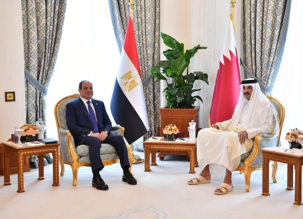 Al-Sissi rencontre l'Émir du Qatar à Doha 6 - Le Progrès Egyptien Al-Sissi rencontre l'Émir du Qatar à Doha 5 - Le Progrès Egyptien