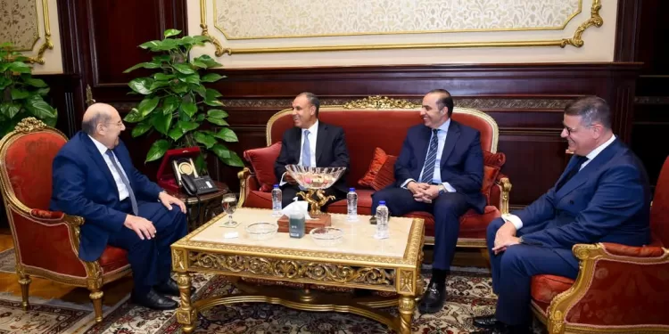 Rencontre entre le ministre des Affaires étrangères et de l'Immigration et le président du Sénat 2 - Le Progrès Egyptien Rencontre entre le ministre des Affaires étrangères et de l'Immigration et le président du Sénat 1 - Le Progrès Egyptien