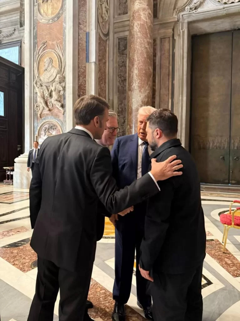 Les dirigeants du monde aux funérailles du Pape François (Photos) 6 - Le Progrès Egyptien Les dirigeants du monde aux funérailles du Pape François (Photos) 5 - Le Progrès Egyptien