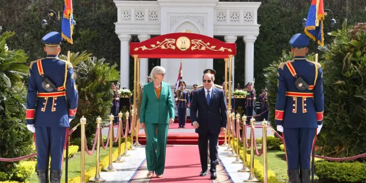 Al-Sissi reçoit la gouverneure générale du Commonwealth d'Australie 2 - Le Progrès Egyptien Al-Sissi reçoit la gouverneure générale du Commonwealth d'Australie 1 - Le Progrès Egyptien