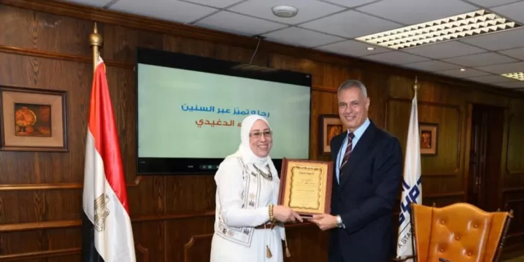 Hommage à Samaa Al-Degheidy, une icône d’EgyptAir 2 - Le Progrès Egyptien Hommage à Samaa Al-Degheidy, une icône d’EgyptAir 1 - Le Progrès Egyptien