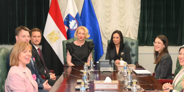 La ministre de la Solidarité sociale reçoit la présidente de l'assemblée nationale slovène 2 - Le Progrès Egyptien La ministre de la Solidarité sociale reçoit la présidente de l'assemblée nationale slovène 1 - Le Progrès Egyptien