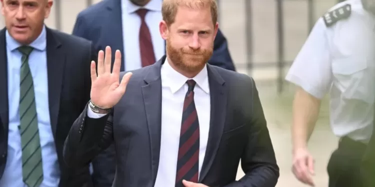 Le prince Harry au tribunal: L’audience évacuée par la force! 2 - Le Progrès Egyptien Le prince Harry au tribunal: L’audience évacuée par la force! 1 - Le Progrès Egyptien