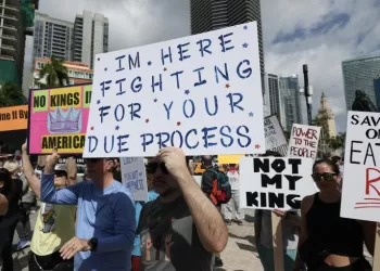 Des milliers d’Américains dans la rue contre Trump