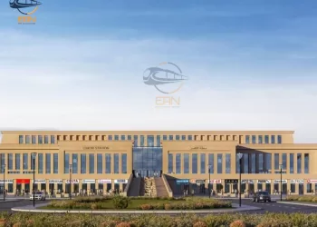 La gare de Louxor, une copie du temple de Hatshepsut