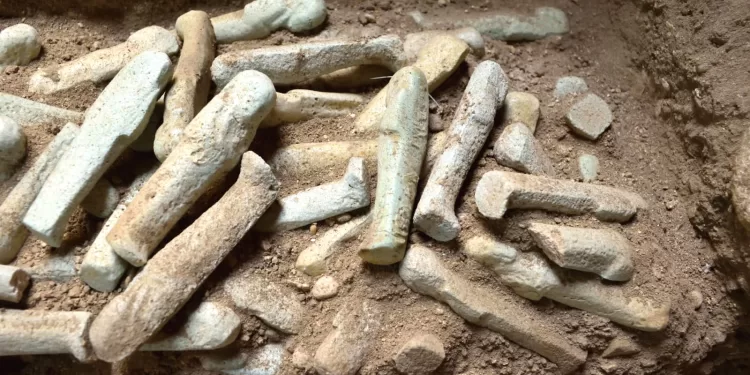 Xinhua : De nouvelles découvertes archéologiques révèlent l'histoire du temple de Ramesséum 2 - Le Progrès Egyptien Xinhua : De nouvelles découvertes archéologiques révèlent l'histoire du temple de Ramesséum 1 - Le Progrès Egyptien