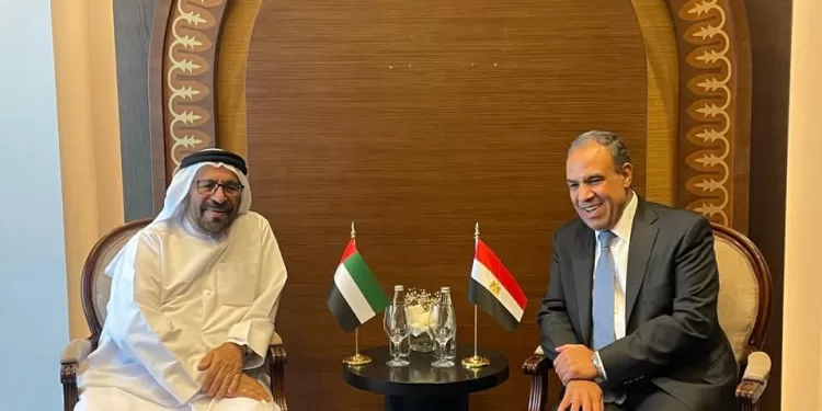 Bagdad : Abdel-Aati s'entretient avec le ministre d'Etat émirati 2 - Le Progrès Egyptien Bagdad : Abdel-Aati s'entretient avec le ministre d'Etat émirati 1 - Le Progrès Egyptien