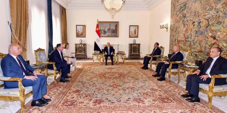 Al-Sissi reçoit la délégation d'hommes d'affaires américains participant au forum économique Egypte-USA 1 - Le Progrès Egyptien