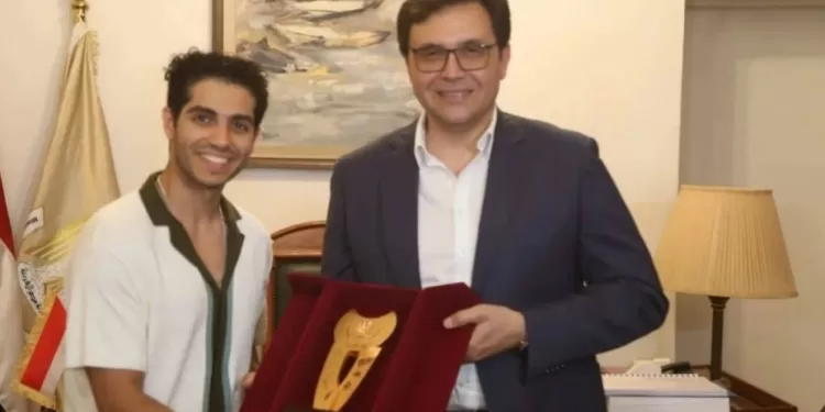 Mena Massoud, ambassadeur mondial de la culture 2 - Le Progrès Egyptien Mena Massoud, ambassadeur mondial de la culture 1 - Le Progrès Egyptien