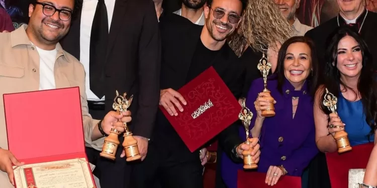 "Vol 404" et "Mr Rambo", part du lion des prix du Festival du Centre catholique 2 - Le Progrès Egyptien "Vol 404" et "Mr Rambo", part du lion des prix du Festival du Centre catholique 1 - Le Progrès Egyptien