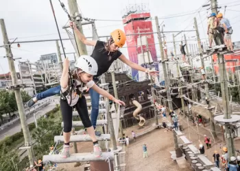 L’Été réinventé : Comment nos activités estivales ont traversé le temps