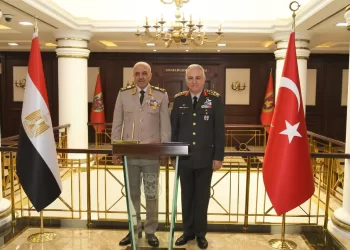Le chef d’état-major regagne la patrie après une visite officielle en Turquie