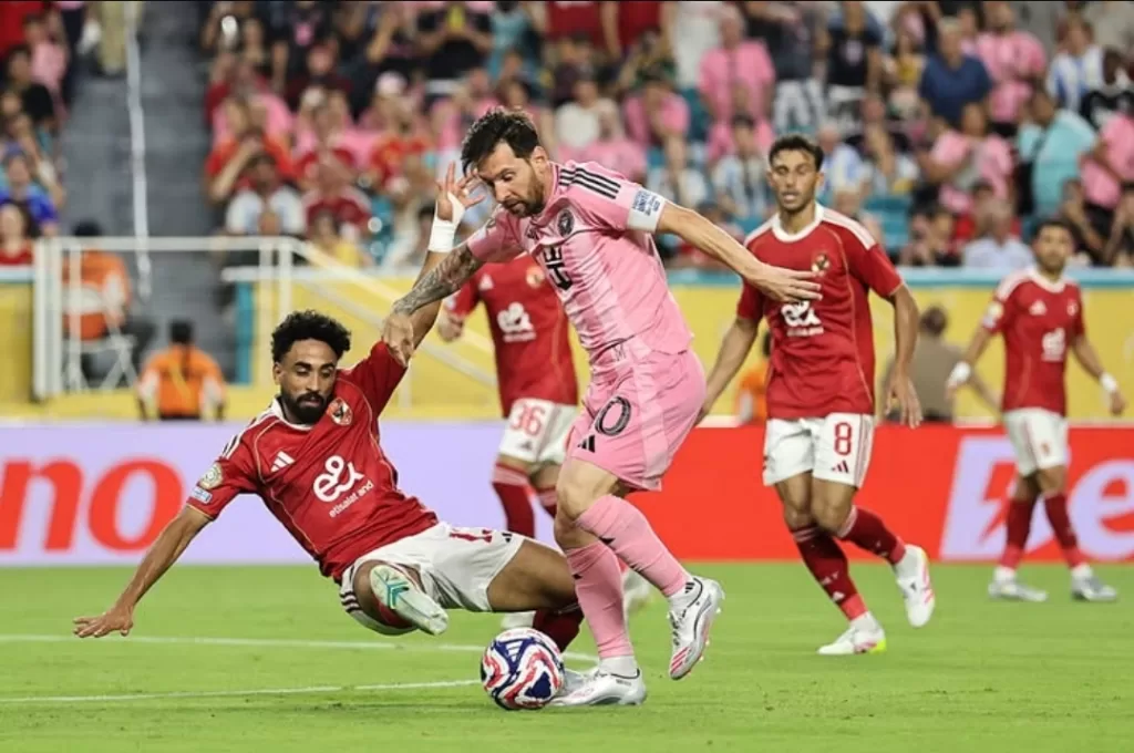 Match nul pour lancer la Coupe du monde des clubs entre Al Ahly et l'Inter Miami de Messi 18 - Le Progrès Egyptien Match nul pour lancer la Coupe du monde des clubs entre Al Ahly et l'Inter Miami de Messi 17 - Le Progrès Egyptien