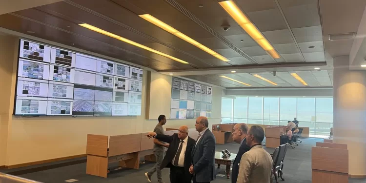 Alerte régionale : le ministre de l’Aviation civile inspecte les Centres d’opérations et des vols sont détournés vers l’Egypte 2 - Le Progrès Egyptien Alerte régionale : le ministre de l’Aviation civile inspecte les Centres d’opérations et des vols sont détournés vers l’Egypte 1 - Le Progrès Egyptien