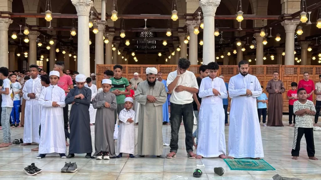 Prière d'Al-Adha : Un moment de recueillement dans une ambiance festive 26 - Le Progrès Egyptien Prière d'Al-Adha : Un moment de recueillement dans une ambiance festive 25 - Le Progrès Egyptien