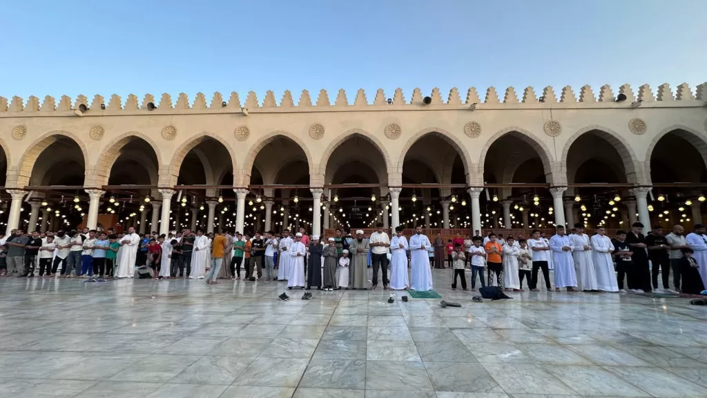Prière d'Al-Adha : Un moment de recueillement dans une ambiance festive 18 - Le Progrès Egyptien Prière d'Al-Adha : Un moment de recueillement dans une ambiance festive 17 - Le Progrès Egyptien