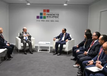 Rencontre entre les Premiers ministres égyptien et palestinien en marge du Sommet des Nations Unies sur le financement du développement