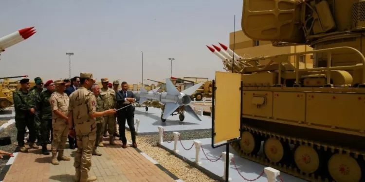 Une visite d'installations militaires pour les attachés accrédités en Egypte 1 - Le Progrès Egyptien