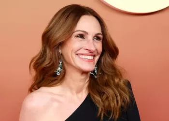 Julia Roberts célèbre les 18 ans de son fils en photo