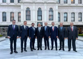 Abdel Aati rencontre des hommes d’affaires turcs à Istanbul