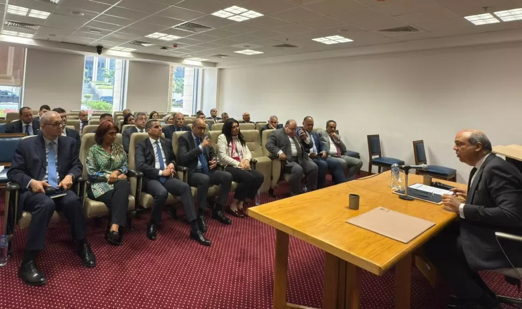 Al-Hefni passe en revue la stratégie du secteur de l'aviation 6 - Le Progrès Egyptien Al-Hefni passe en revue la stratégie du secteur de l'aviation 5 - Le Progrès Egyptien