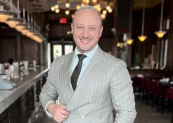 Quand la table devient refuge : l’histoire d’une mère, d’un enfant… et de la dignité retrouvée