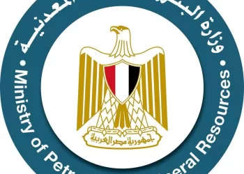 Renversement d’une barge en mer Rouge : mobilisation immédiate des ministres du Pétrole et du Travail