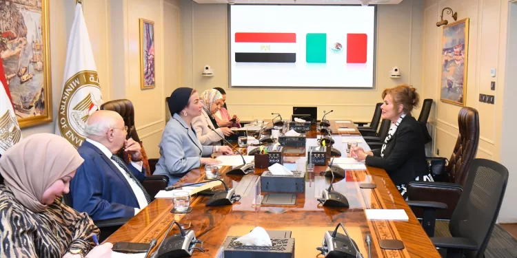 Renforcement de la coopération environnementale : La ministre de l’Environnement reçoit l’ambassadrice du Mexique 2 - Le Progrès Egyptien Renforcement de la coopération environnementale : La ministre de l’Environnement reçoit l’ambassadrice du Mexique 1 - Le Progrès Egyptien