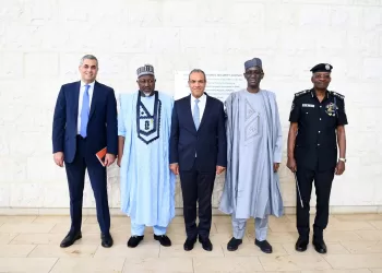 Le ministre des AE rencontre le conseiller nigérian à la sécurité nationale