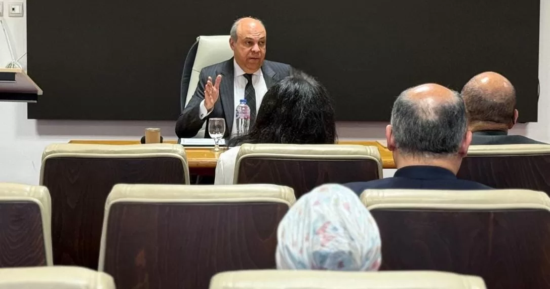 Al-Hefni passe en revue la stratégie du secteur de l'aviation 2 - Le Progrès Egyptien Al-Hefni passe en revue la stratégie du secteur de l'aviation 1 - Le Progrès Egyptien