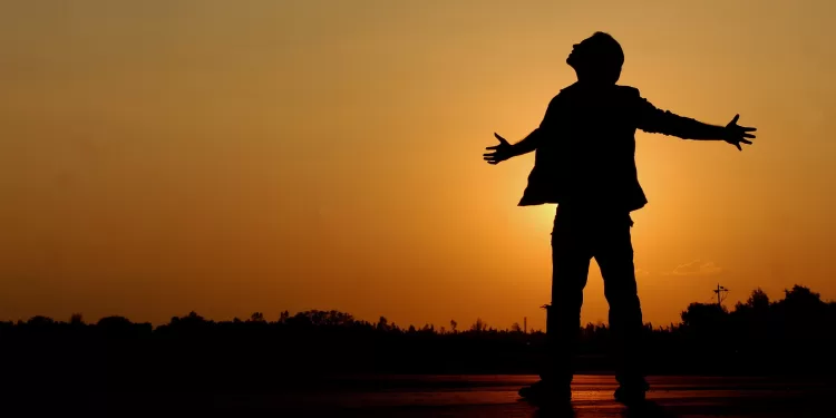 L'Art de plier sans rompre : La résilience au cœur des crises contemporaines 1 - Le Progrès Egyptien