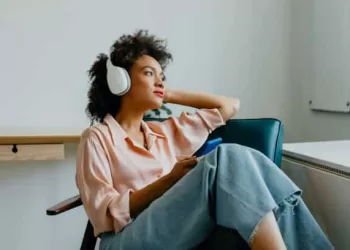 L’âge d’or du podcast de fiction: Quand le son fait son cinéma