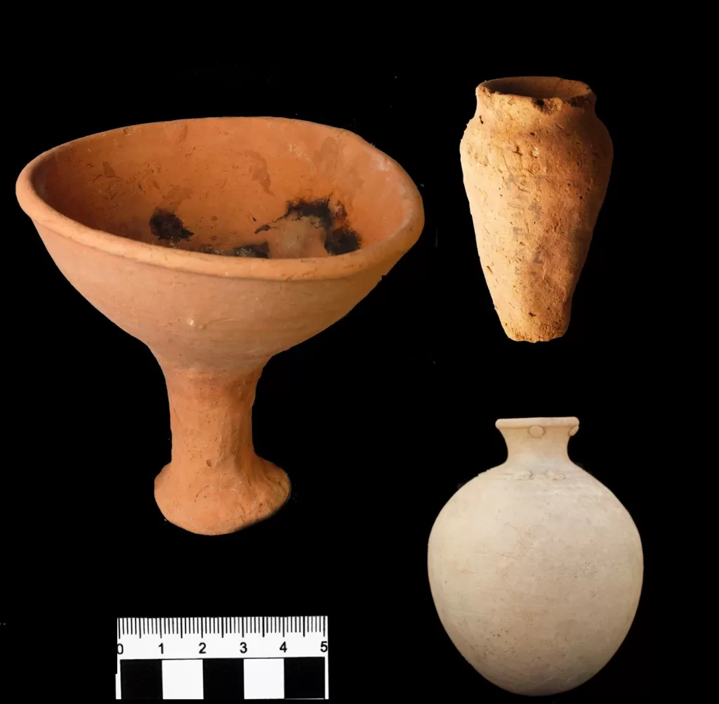 Assouan : La découverte de trois tombes, une nouvelle avancée scientifique 6 - Le Progrès Egyptien Assouan : La découverte de trois tombes, une nouvelle avancée scientifique 5 - Le Progrès Egyptien