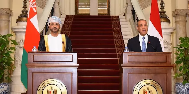 Abdel Aati tient une conférence de presse avec son homologue omanais 2 - Le Progrès Egyptien Abdel Aati tient une conférence de presse avec son homologue omanais 1 - Le Progrès Egyptien