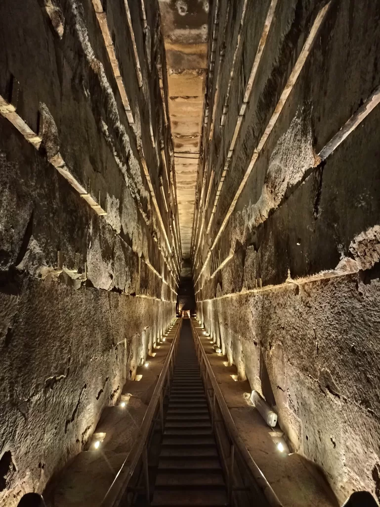 Un éclairage, ami de l’environnement, pour les pyramides de Guizeh 6 - Le Progrès Egyptien Un éclairage, ami de l’environnement, pour les pyramides de Guizeh 5 - Le Progrès Egyptien