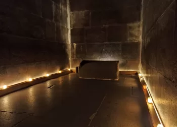 Un éclairage, ami de l’environnement,  pour les pyramides de Guizeh