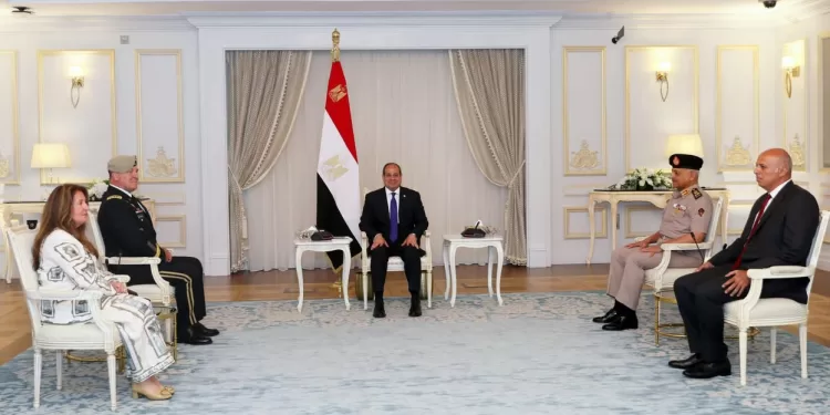Al-Sissi s'entretient avec un haut responsable américain 2 - Le Progrès Egyptien Al-Sissi s'entretient avec un haut responsable américain 1 - Le Progrès Egyptien