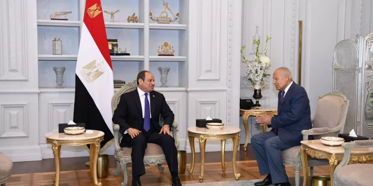 Al-Sissi reçoit le Secrétaire général de la Ligue des Etats arabes 2 - Le Progrès Egyptien Al-Sissi reçoit le Secrétaire général de la Ligue des Etats arabes 1 - Le Progrès Egyptien
