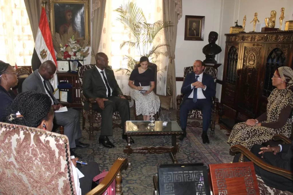 L'Université du Caire et la Guinée renforcent leurs liens dans le domaine de l'éducation médicale 6 - Le Progrès Egyptien L'Université du Caire et la Guinée renforcent leurs liens dans le domaine de l'éducation médicale 5 - Le Progrès Egyptien