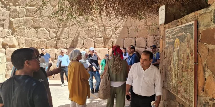 Le coup d’envoi du premier Forum arabe de Dahab pour la peinture et les arts visuels 2 - Le Progrès Egyptien Le coup d’envoi du premier Forum arabe de Dahab pour la peinture et les arts visuels 1 - Le Progrès Egyptien