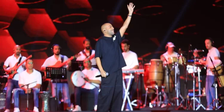 Festival Alamein: Tamer Ashour chante pour Amal Maher 2 - Le Progrès Egyptien Festival Alamein: Tamer Ashour chante pour Amal Maher 1 - Le Progrès Egyptien