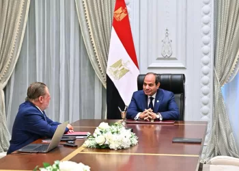 Al-Sissi s’entretient avec le gouverneur de la Banque centrale sur la situation économique