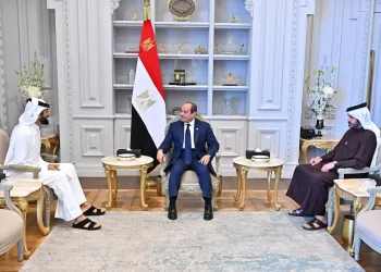 Abdel-Fattah Al-Sissi reçoit deux hauts responsables bahreïniens au Caire