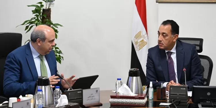 Le Premier ministre suit l’avancement du projet du Terminal 4 à l’aéroport du Caire 2 - Le Progrès Egyptien Le Premier ministre suit l’avancement du projet du Terminal 4 à l’aéroport du Caire 1 - Le Progrès Egyptien