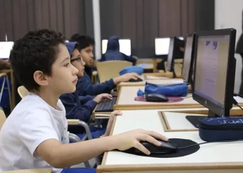 L’IA fait son entrée dans l’enseignement scolaire