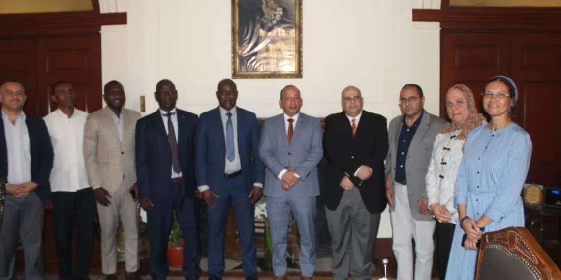 L'Université du Caire et la Guinée renforcent leurs liens dans le domaine de l'éducation médicale 1 - Le Progrès Egyptien